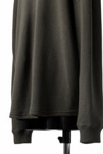 Load image into Gallery viewer, A.F ARTEFACT OVER SIZE TOP / RIB KNIT JERSEY (OLIVE)