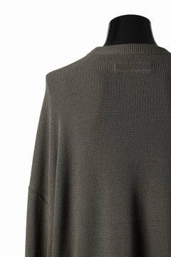 Load image into Gallery viewer, A.F ARTEFACT OVER SIZE TOP / RIB KNIT JERSEY (OLIVE)