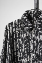 Load image into Gallery viewer, 【SAMPLE】A.F ARTEFACT COCOON SHIRT-JACKET / JACQUARD BLURRED STRIPE (BLACK × WHITE)