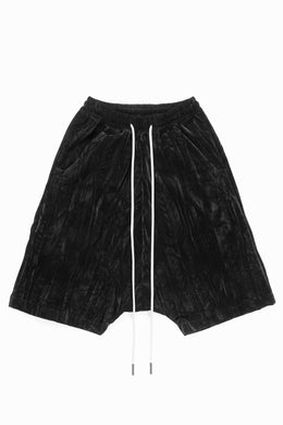 A.F ARTEFACT WASHER VELVET SARROUEL SHORTS (BLACK)