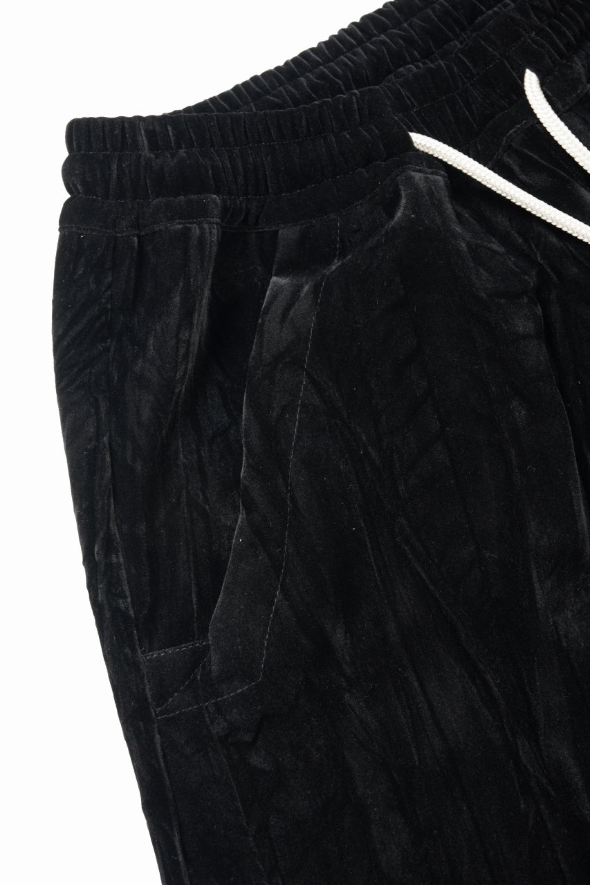 A.F ARTEFACT WASHER VELVET SARROUEL SHORTS (BLACK)