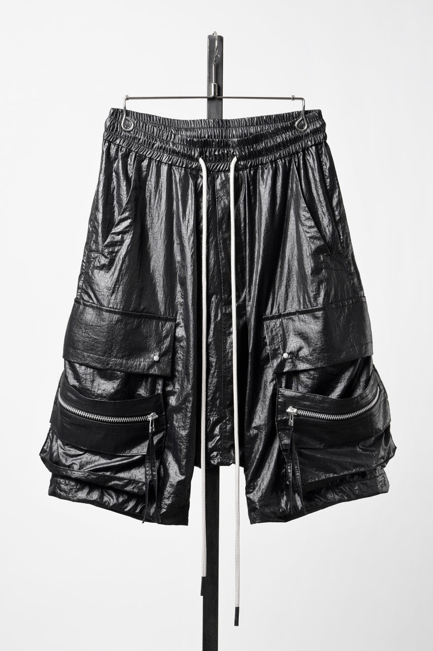 Load image into Gallery viewer, A.F ARTEFACT AIRY CRINKLE NYLON ZIP CARGO SHORTS (BLACK)