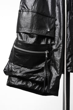 Load image into Gallery viewer, A.F ARTEFACT AIRY CRINKLE NYLON ZIP CARGO SHORTS (BLACK)