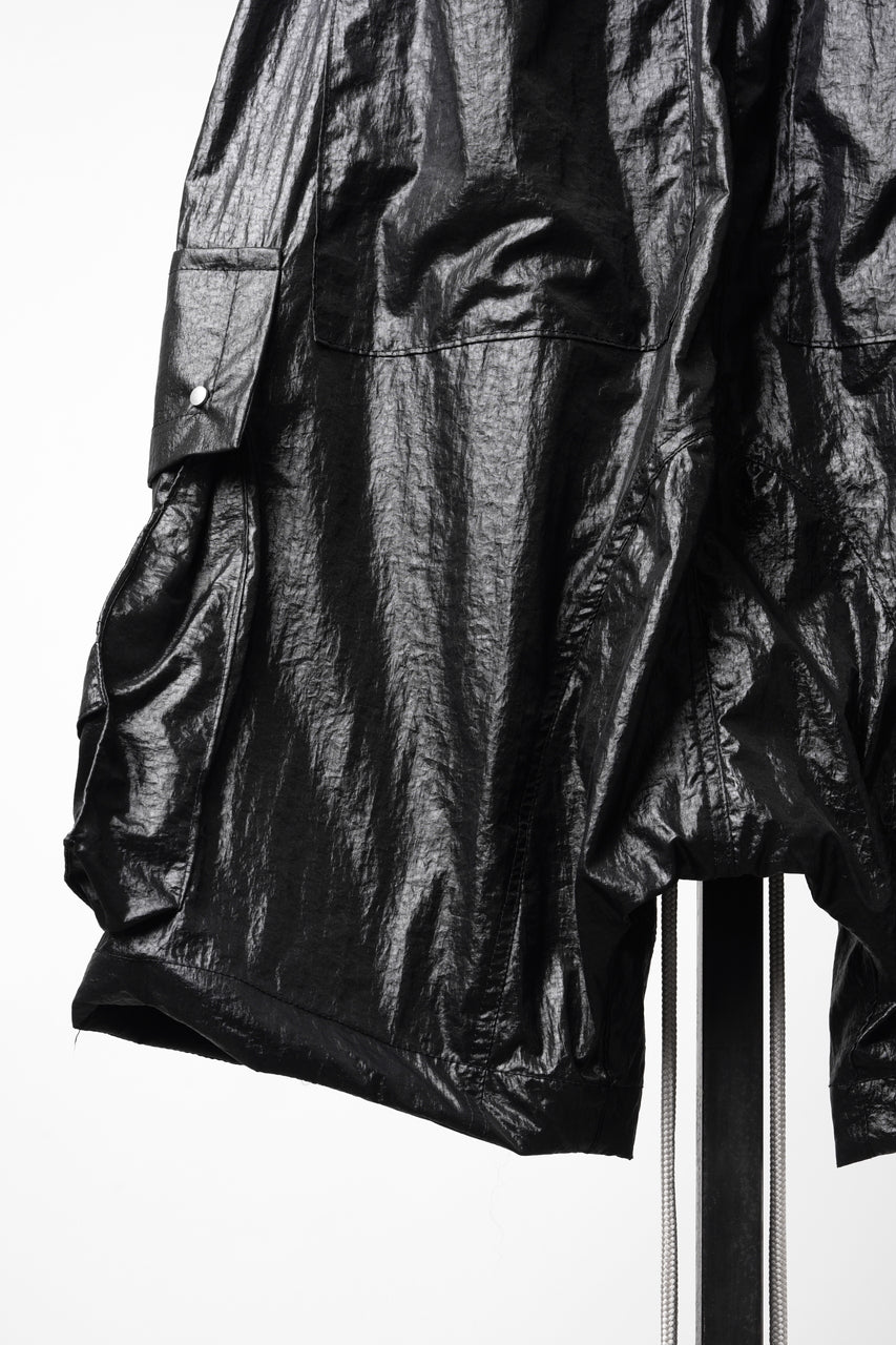 Load image into Gallery viewer, A.F ARTEFACT AIRY CRINKLE NYLON ZIP CARGO SHORTS (BLACK)