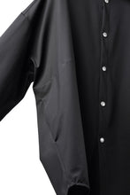 画像をギャラリービューアに読み込む, A.F ARTEFACT COCOON SHIRTS / TECH SMOOTH BONDING LW FLEECE (BLACK)