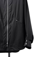 Load image into Gallery viewer, A.F ARTEFACT HOODED ZIP BLOUSON / TECH SMOOTH BONDING LW FLEECE (BLACK)