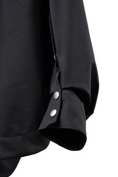 Load image into Gallery viewer, A.F ARTEFACT HOODED ZIP BLOUSON / TECH SMOOTH BONDING LW FLEECE (BLACK)