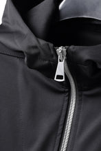 Load image into Gallery viewer, A.F ARTEFACT HOODED ZIP BLOUSON / TECH SMOOTH BONDING LW FLEECE (BLACK)