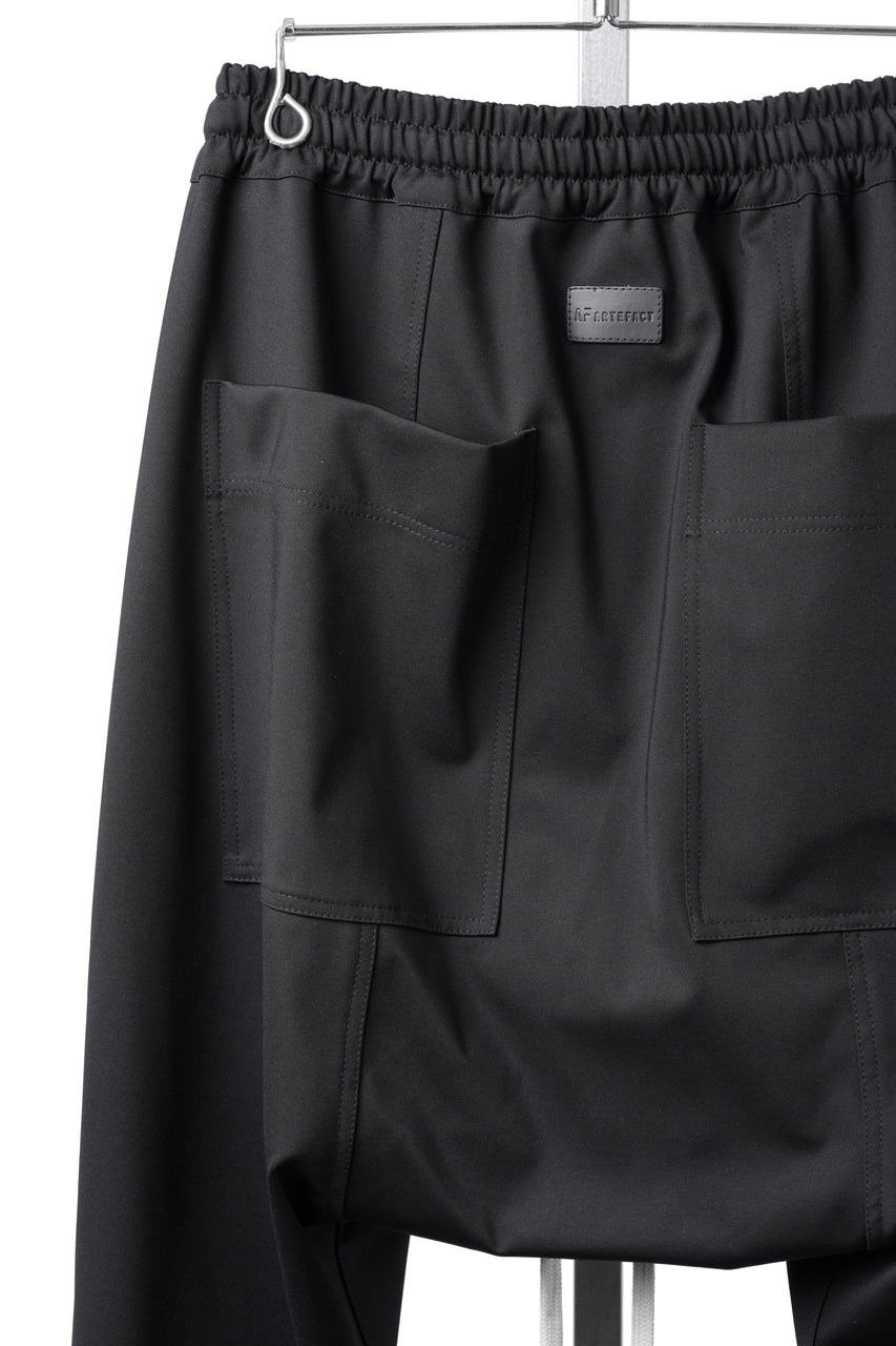 Load image into Gallery viewer, A.F ARTEFACT SARROUEL FLARE PANTS / TECH SMOOTH BONDING LW FLEECE (BLACK)