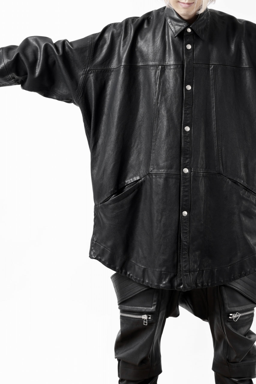 A.F ARTEFACT SNAPPED COCOON SHIRT-JACKET / SOFT GOAT LEATHER (BLACK)