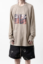 画像をギャラリービューアに読み込む, A.F ARTEFACT THICK-COLLAR BASIC L/S T-SHIRT / TYPE A PRINT (BEIGE)