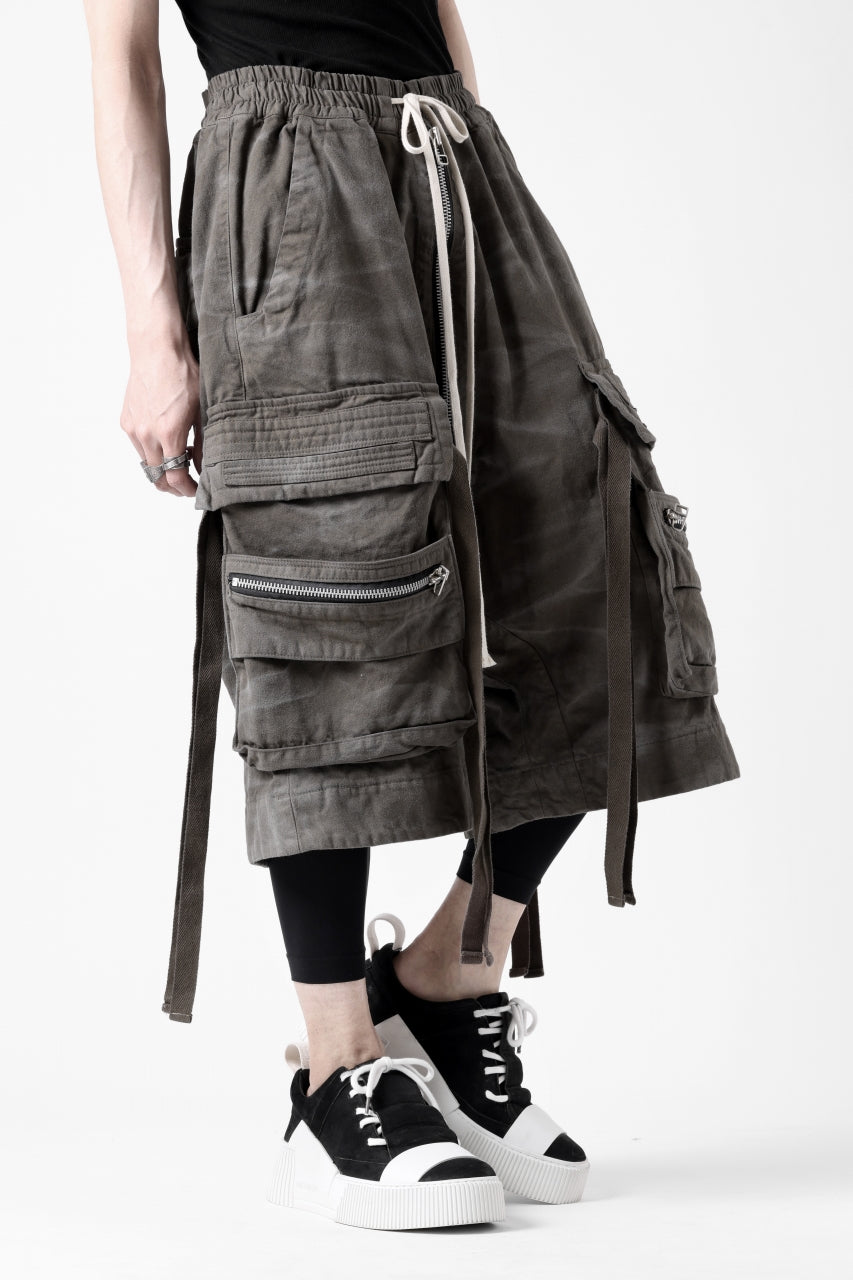 A.F ARTEFACT LOWCROTCH MILITARY WIDE SHORTS / VINTAGE DYED (KHAKI)