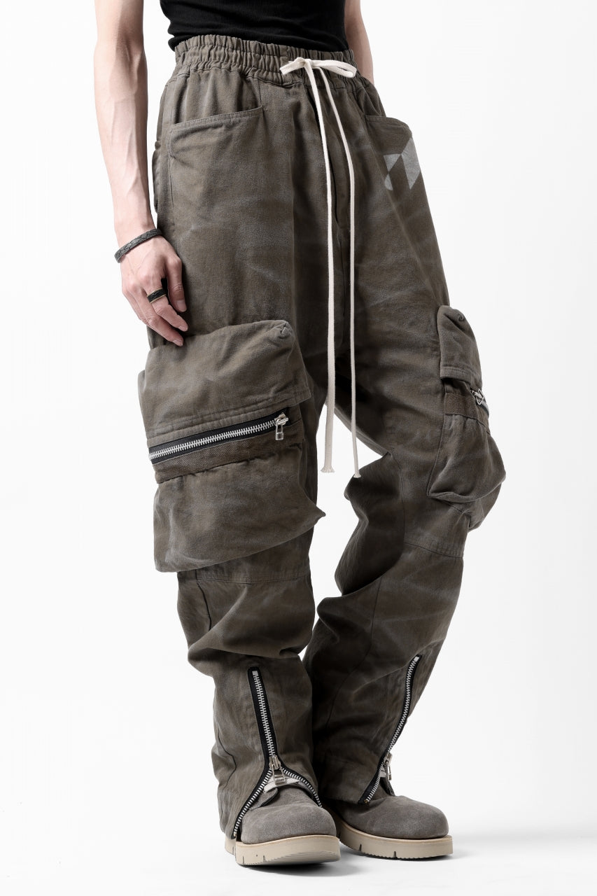 Load image into Gallery viewer, A.F ARTEFACT CARGO POCKET LONG PANTS / VINTAGE DYED (KHAKI)