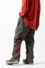 Load image into Gallery viewer, A.F ARTEFACT CARGO POCKET LONG PANTS / VINTAGE DYED (KHAKI)