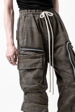 画像をギャラリービューアに読み込む, A.F ARTEFACT exclusive RADICAL-ZIP FIELD PANTS / VINTAGE DYED (KHAKI)