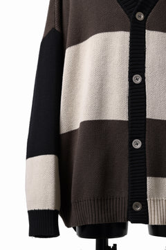 Load image into Gallery viewer, A.F ARTEFACT GEO PATTERN COTTON KNIT CARDIGAN /  (BLACK x GREY x BEIGE)