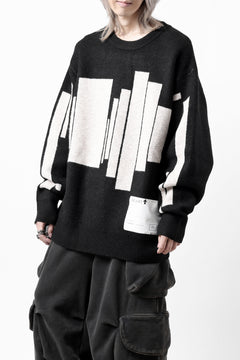 Load image into Gallery viewer, A.F ARTEFACT GEO PATTERN KNIT TOPS (BLACK x BEIGE)