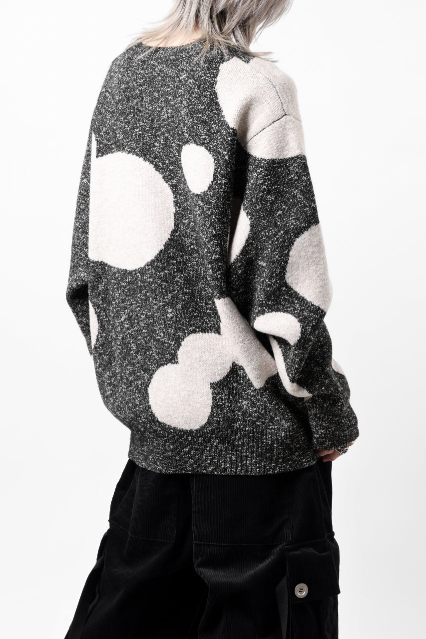 A.F ARTEFACT POLKA PATTERN KNIT TOPS (GREY x BEIGE)