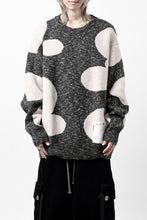 画像をギャラリービューアに読み込む, A.F ARTEFACT POLKA PATTERN KNIT TOPS (GREY x BEIGE)