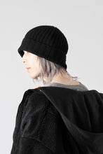 Load image into Gallery viewer, A.F ARTEFACT WOOL RIB KNIT CAP (BLACK)