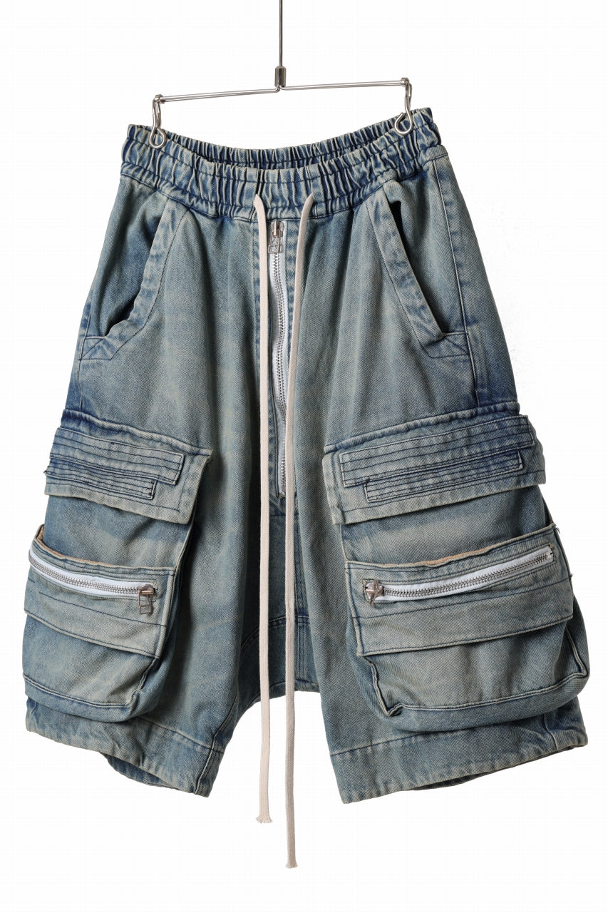 A.F ARTEFACT LOWCROTCH MILITARY WIDE SHORTS / FADED AGEING DENIM (BLUE)