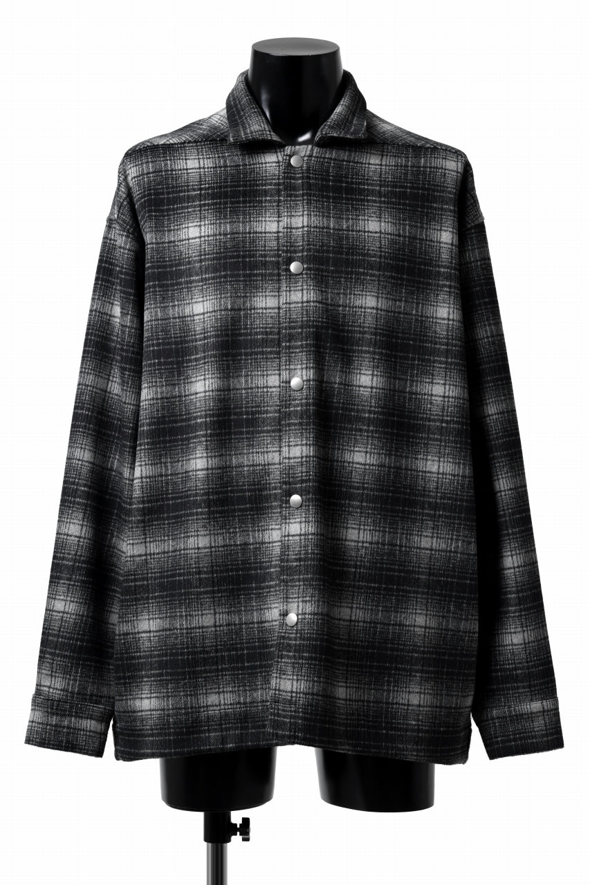 A.F ARTEFACT SNAPPED OVER SHIRT / OMBRE FLANNEL (BLACK x WHITE)