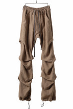 Load image into Gallery viewer, A.F ARTEFACT TUCK VOLUME BAGGY PANTS / ORGANIC LINEN (BEIGE)
