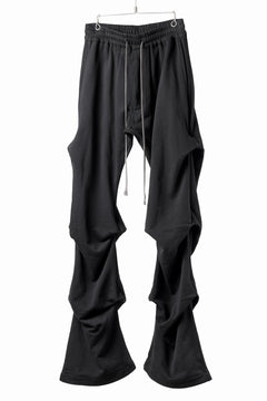 Load image into Gallery viewer, A.F ARTEFACT TUCK VOLUME BAGGY PANTS / COTTON-TERRY (BLACK)
