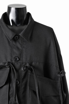 Load image into Gallery viewer, A.F ARTEFACT KNOTTING DETAIL TWILL BLOUSON (BLACK)