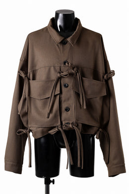 A.F ARTEFACT KNOTTING DETAIL TWILL BLOUSON (BROWN)