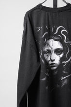 Load image into Gallery viewer, beauty:beast Medusa Rising LST (BLACK)
