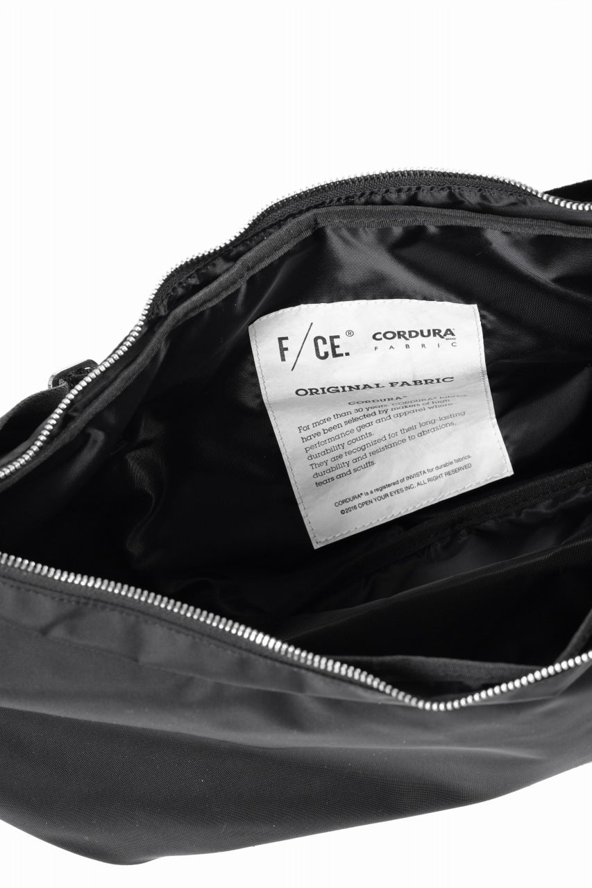 画像をギャラリービューアに読み込む, F/CE. 420 re/cor SHOULDER BAG (BLACK)