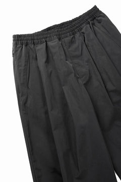 Load image into Gallery viewer, F/CE. TECH KERSEY WIDE DRAPE TROUSER (BLACK)