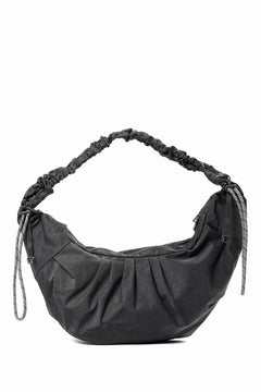 画像をギャラリービューアに読み込む, F/CE. TEXTURED TWILL BODY BAG (BLACK)