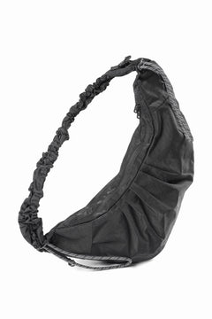 画像をギャラリービューアに読み込む, F/CE. TEXTURED TWILL BODY BAG (BLACK)