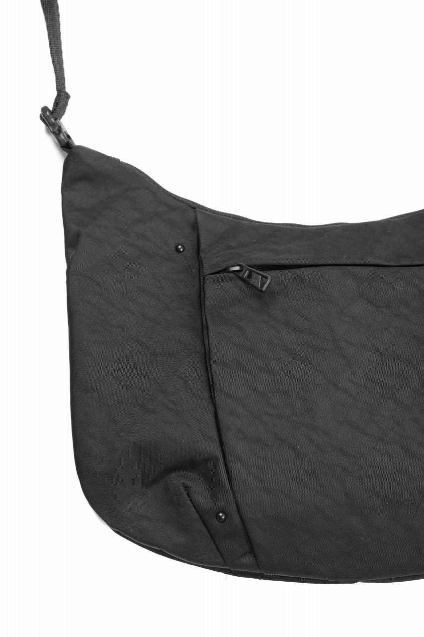 画像をギャラリービューアに読み込む, F/CE. TEXTURED TWILL POUCH (BLACK)