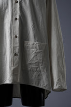 画像をギャラリービューアに読み込む, forme d'expression Arc Outer Shirt / BIVN (Nature)