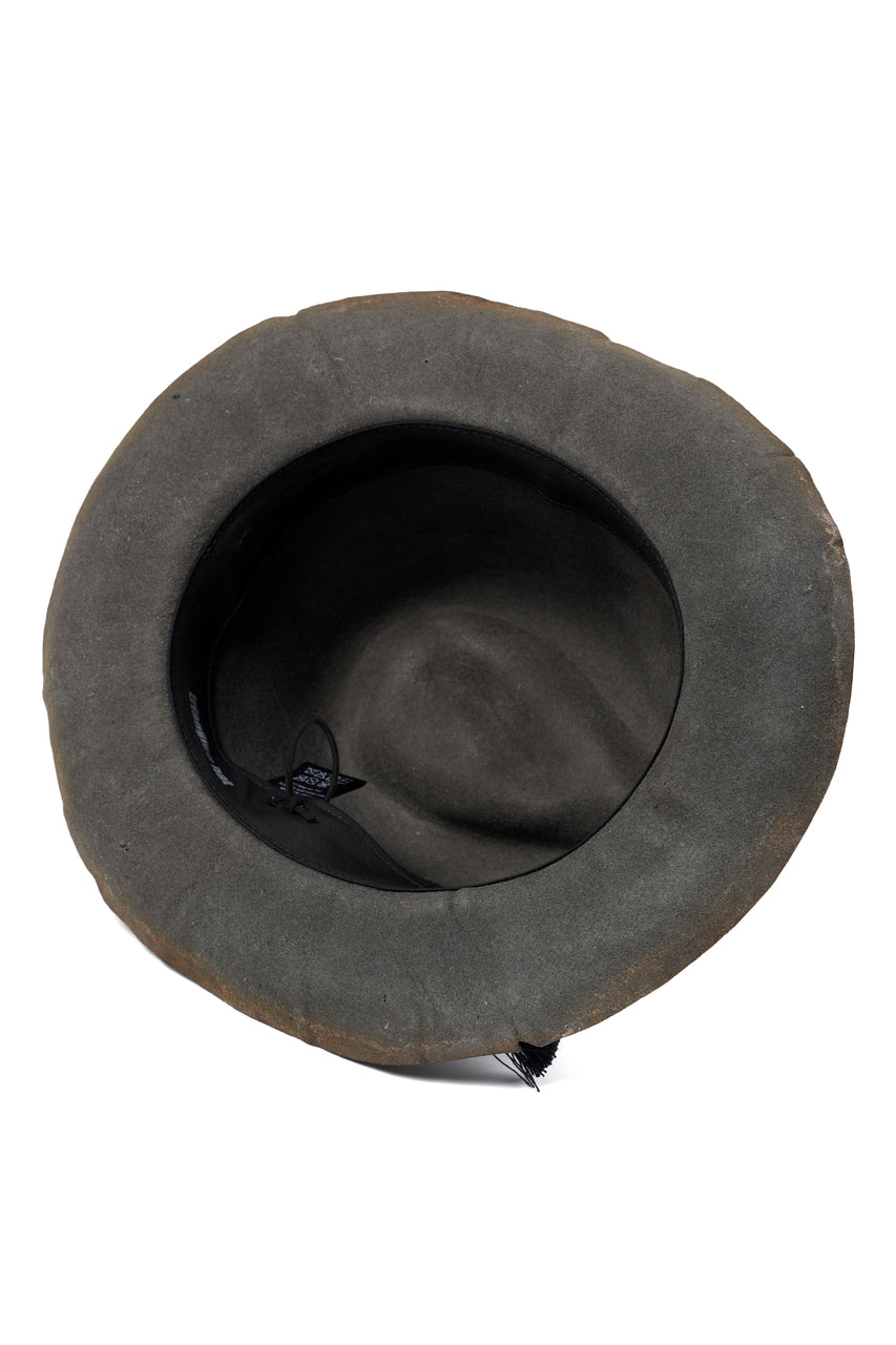 Load image into Gallery viewer, ierib × triangles hat "BURNED FEDORA" / WOOL FELT (GREIGE)