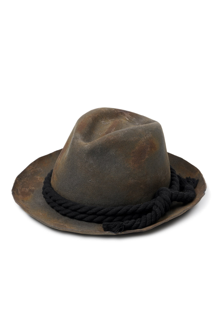 Load image into Gallery viewer, ierib × triangles hat "BURNED FEDORA" / WOOL FELT (GREIGE)