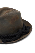 Load image into Gallery viewer, ierib × triangles hat "BURNED FEDORA" / WOOL FELT (GREIGE)