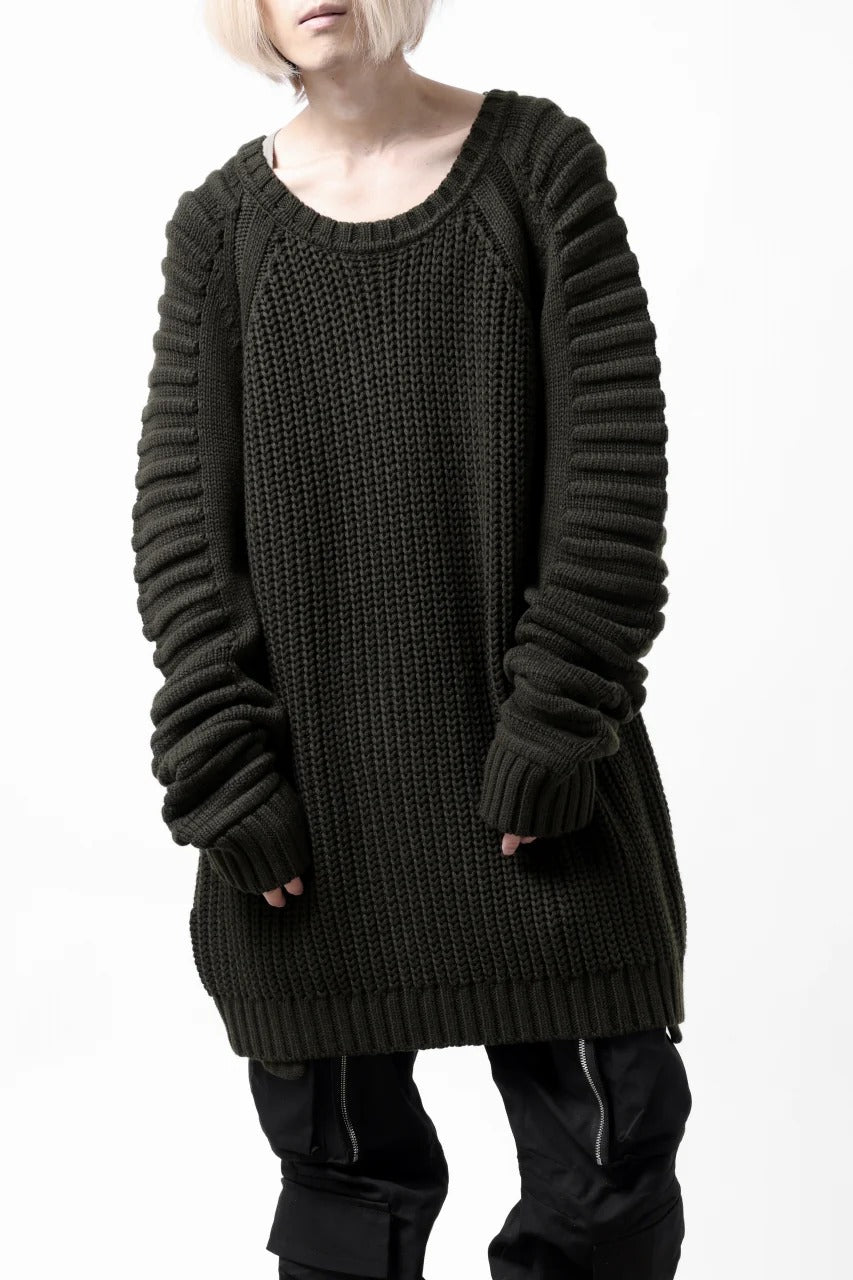 Load image into Gallery viewer, 【SAMPLE SALE】A.F ARTEFACT LOWGAUGE CABLE KNIT PULLOVER LADDER-SLEEVE (KHAKI)