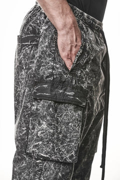 画像をギャラリービューアに読み込む, thom/krom CARGO JOGGER TROUSERS / DYED ORGANIC COTTON (BLACK MARBLE)