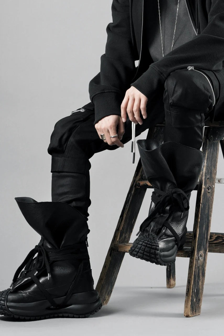 画像をギャラリービューアに読み込む, A.F ARTEFACT FLAP-DETAIL SLIM CARGO PANTS / HI-STRETCH DENIM (BLACK)