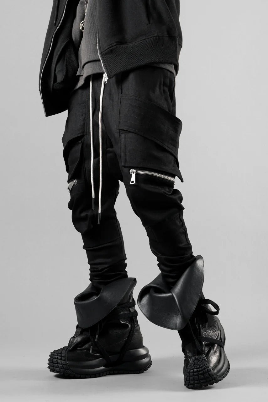 画像をギャラリービューアに読み込む, A.F ARTEFACT FLAP-DETAIL SLIM CARGO PANTS / HI-STRETCH DENIM (BLACK)