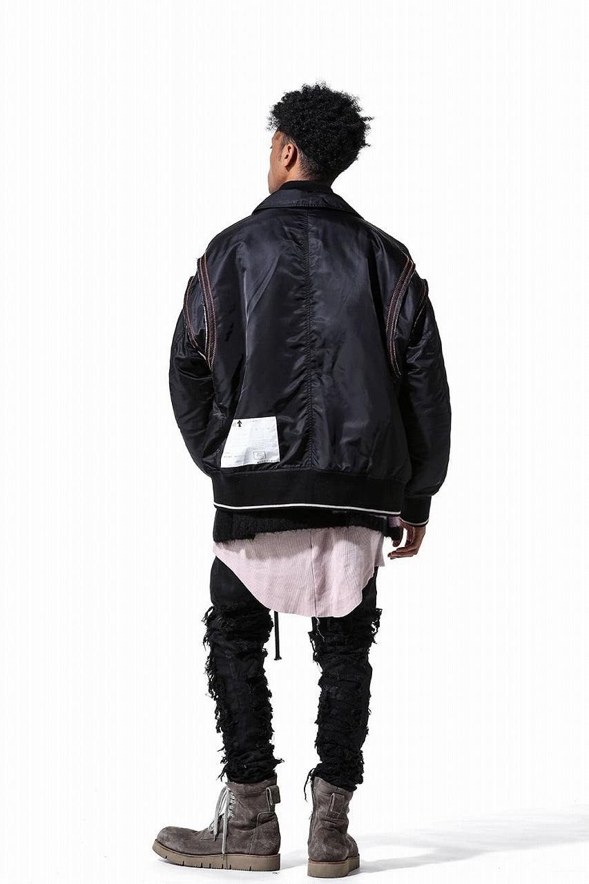 Load image into Gallery viewer, 【SAMPLE SALE】A.F ARTEFACT CUT OFF COMBI TANKER JACKET / LIGHT PADDED (BLACK×ORANGE)