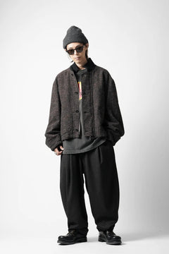 Load image into Gallery viewer, KLASICA VOLUME SLEEVE TANKERS BLOUSON / REGENERATED KEMP MIXED TWEED (MIX BROWN)