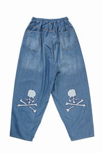 Load image into Gallery viewer, mastermind JAPAN WIDE EASY TROUSERS / LIGHT SMOOTH DENIM (INDIGO)