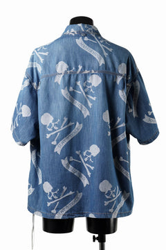 Load image into Gallery viewer, MASTERMIND WORLD ALOHA SS DENIM SHIRT (INDIGO)
