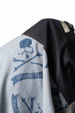 Load image into Gallery viewer, MASTERMIND WORLD ALOHA SS DENIM SHIRT (INDIGO)