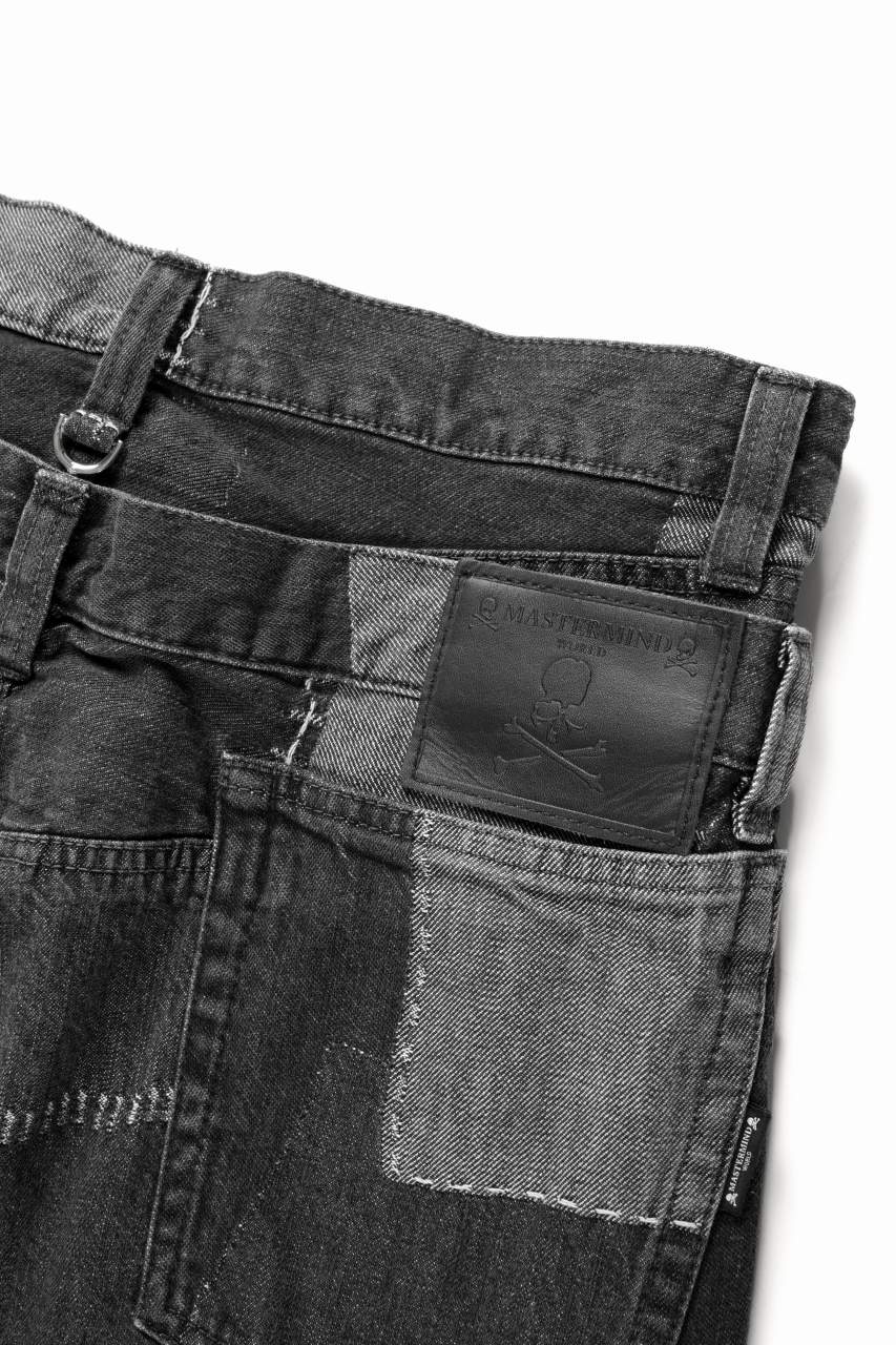 Load image into Gallery viewer, MASTERMIND WORLD PATCHWORK JACQUARD STRAIGHT DENIM PANTS (BLACK)